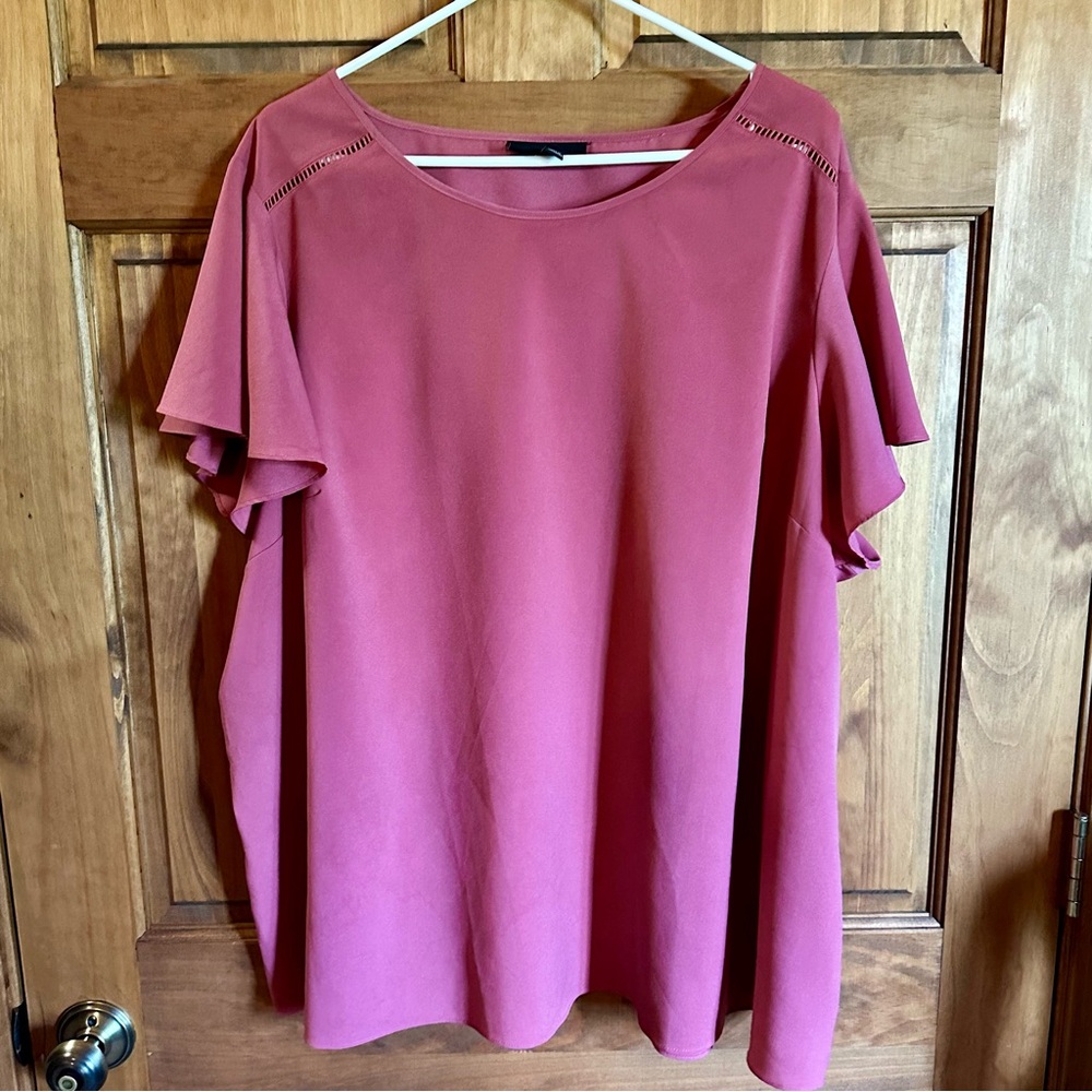 Lane Bryant top! Mauve pink dress or casual blouse in a women’s size 28!